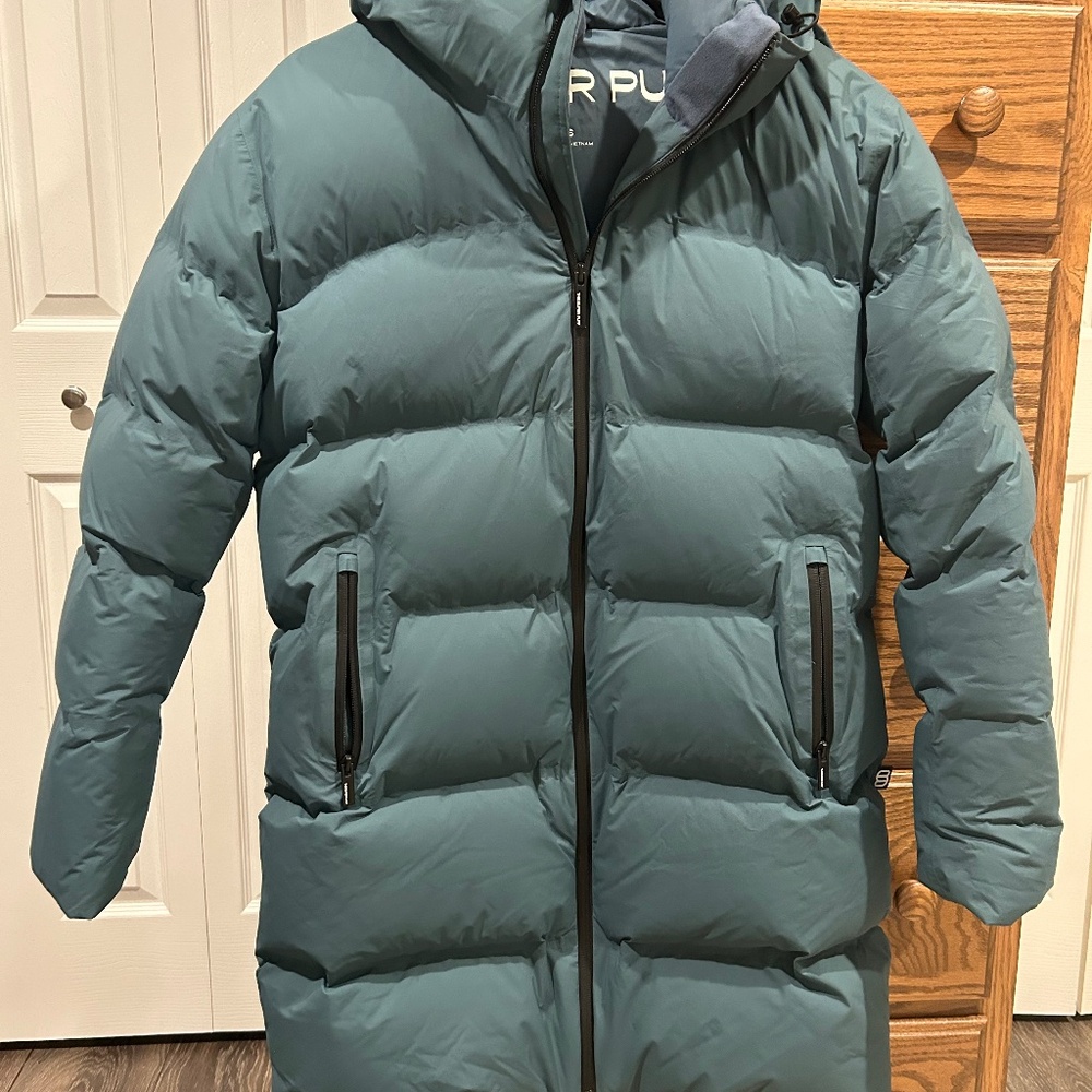Aritizia The Super Puff 2o - Mid